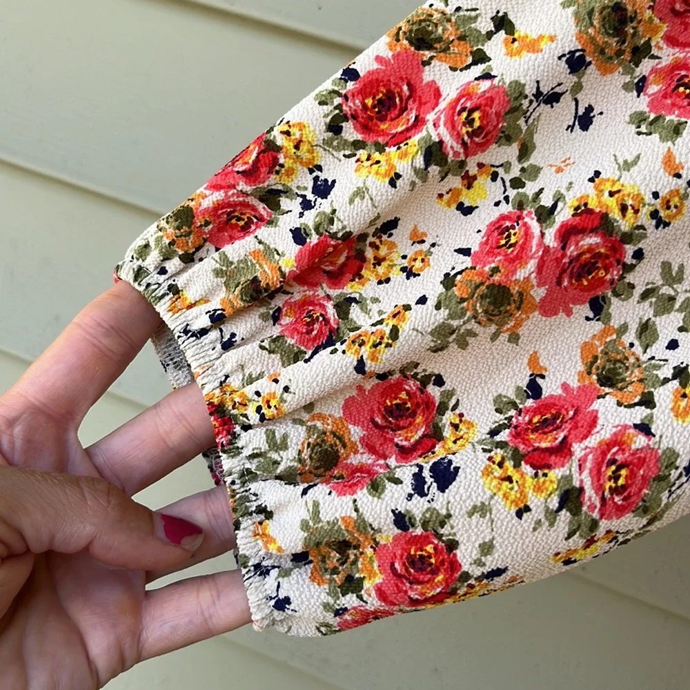 BNWOT LE LIS fun floral dress - Picture 6 of 16